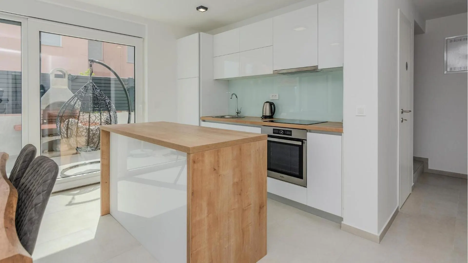 Amazing Home In Vrsi With Wifi Holiday home