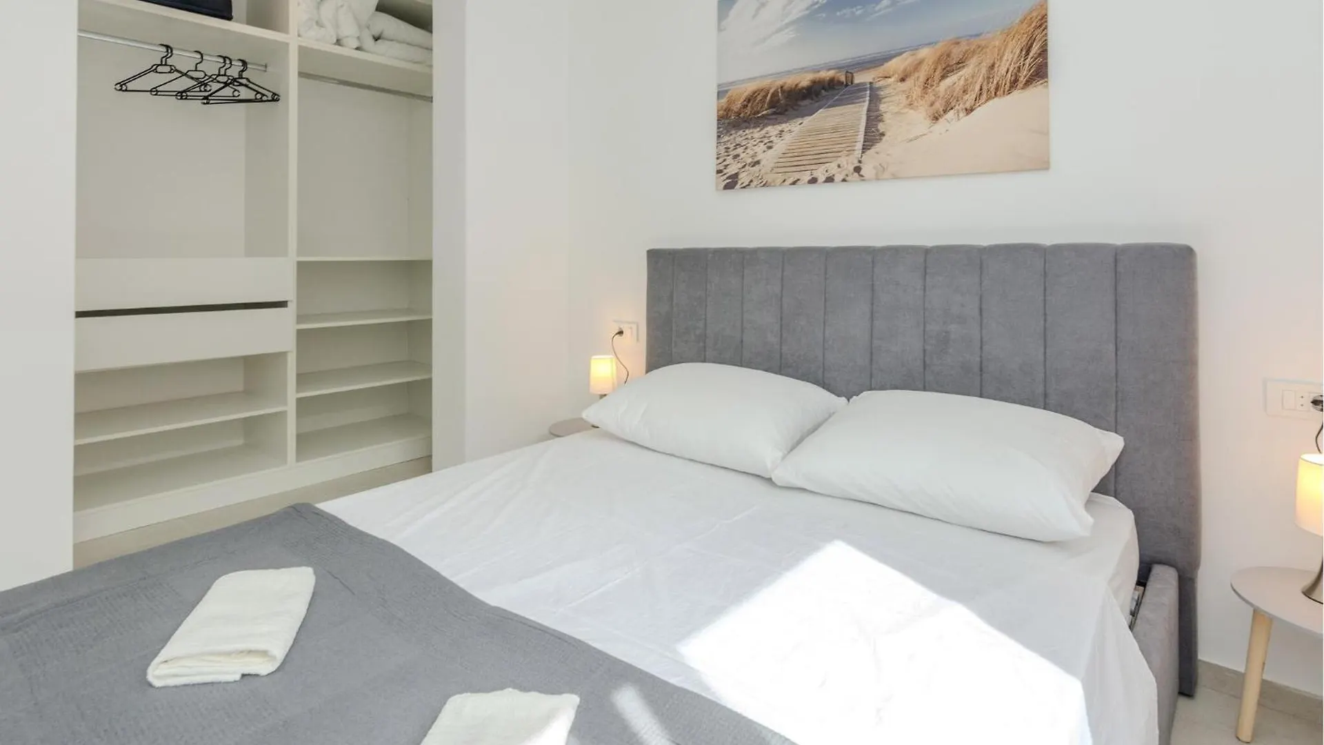 Amazing Home In Vrsi With Wifi 0*,  Croatia